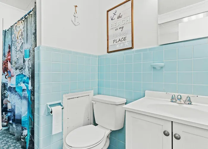 Apartment 2 Bed1 Bath On The Boardwalk By The Inlet *
