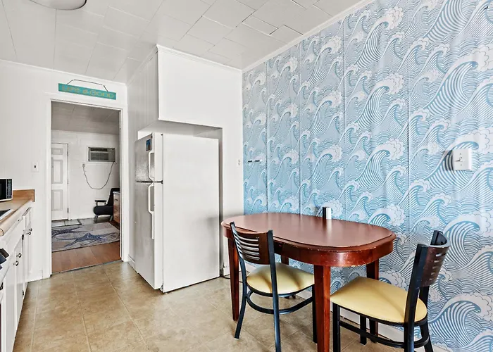 2 Bed1 Bath On The Boardwalk By The Inlet
