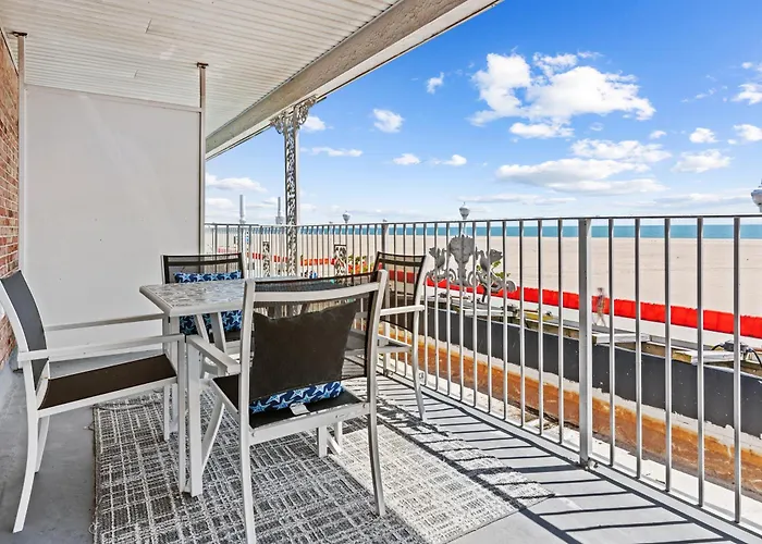 2 Bed1 Bath On The Boardwalk By The Inlet